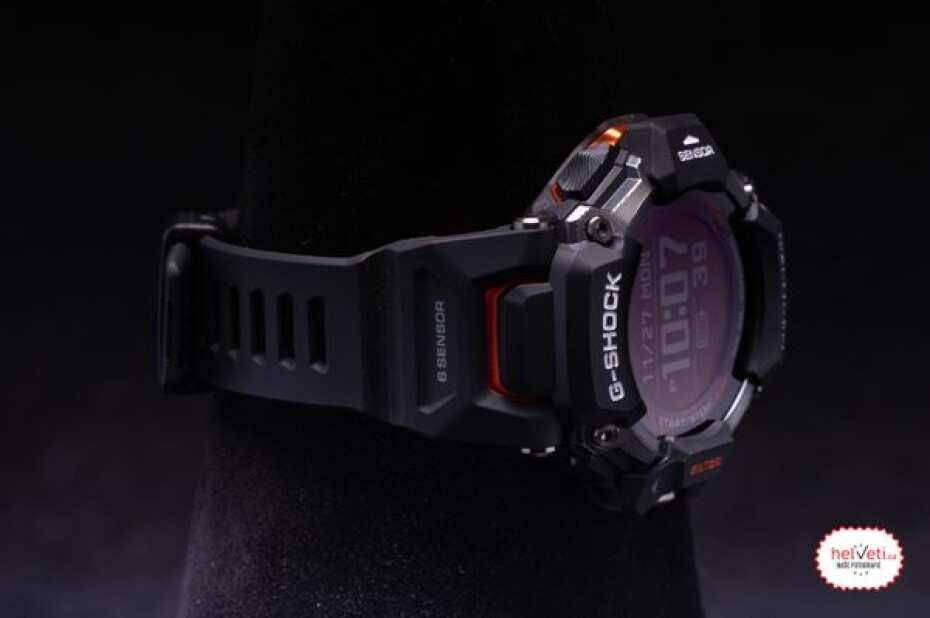 Casio G-Shock G-Squad GBD-H2000-1AER - main (3)