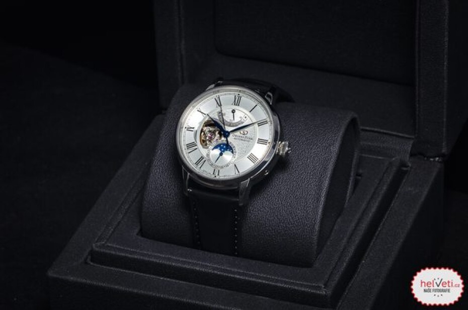 Orient Star RE-AY0106S Classic Moon Phase - main (9)