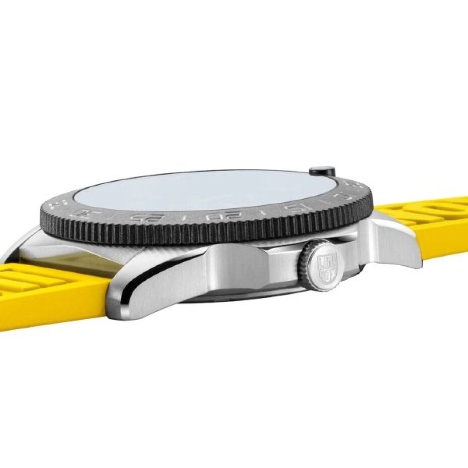 Luminox Pacific Diver XS.3125 - main (5)