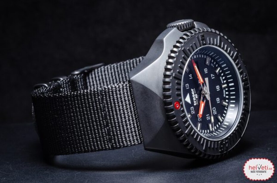 Traser P69 Black Stealth Black Nato - main (7)