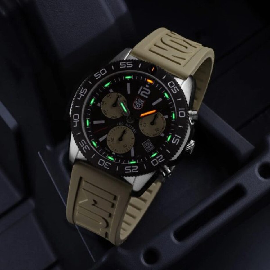 Luminox Pacific Diver Chronograph 3140 Series XS.3150.SET - main (6)