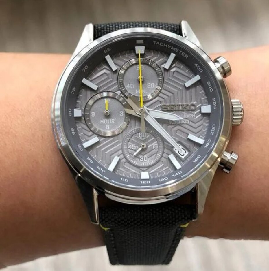 Seiko Quartz Chronograph SSB423P1 - main (2)