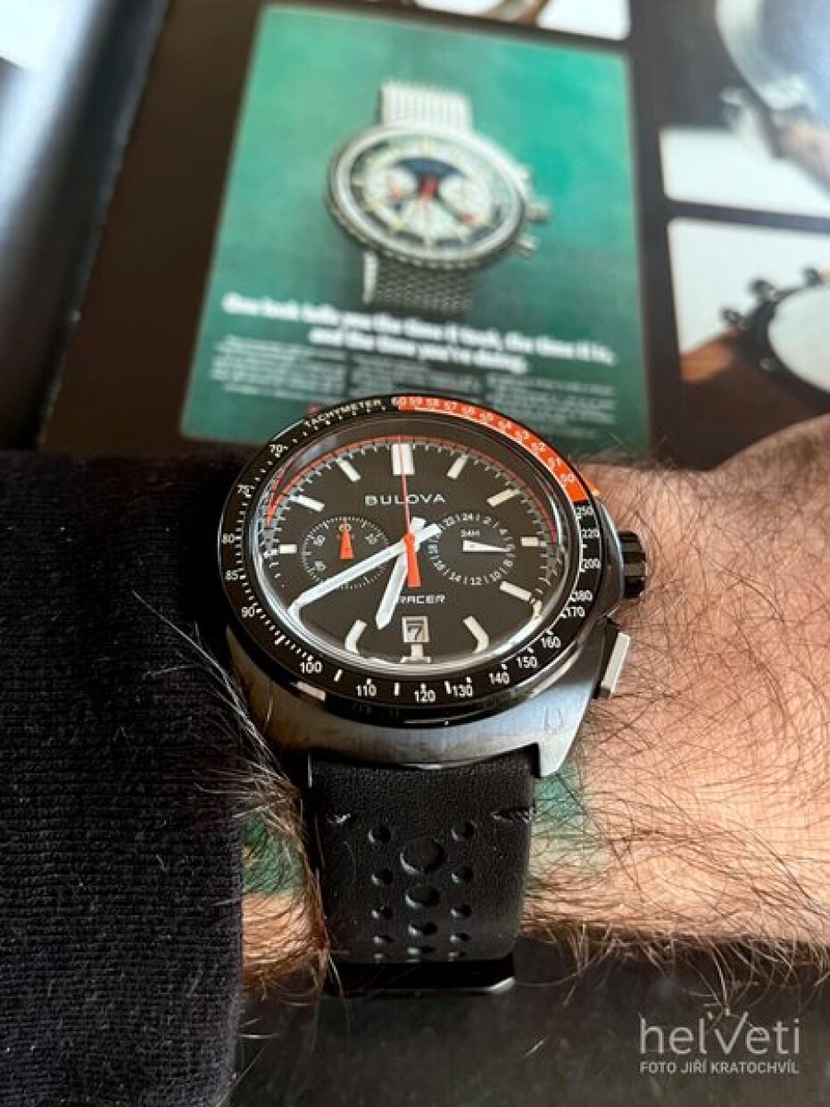 Bulova Racer Chronograph 98B428 - main (5)