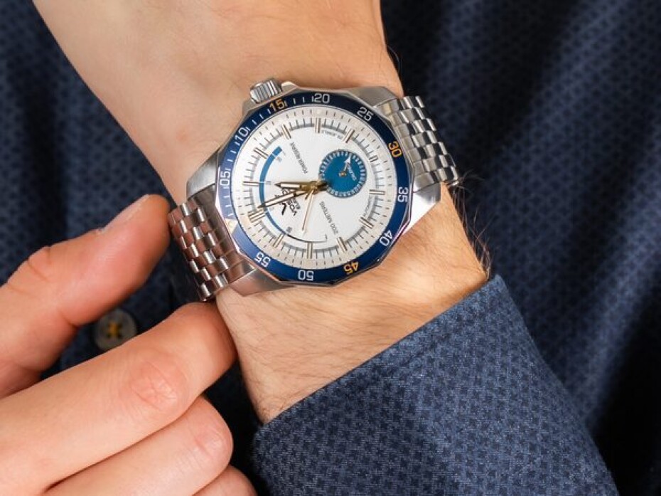 Vostok Europe N-1 Rocket Automatic Power Reserve NE57-225A562B - main (5)