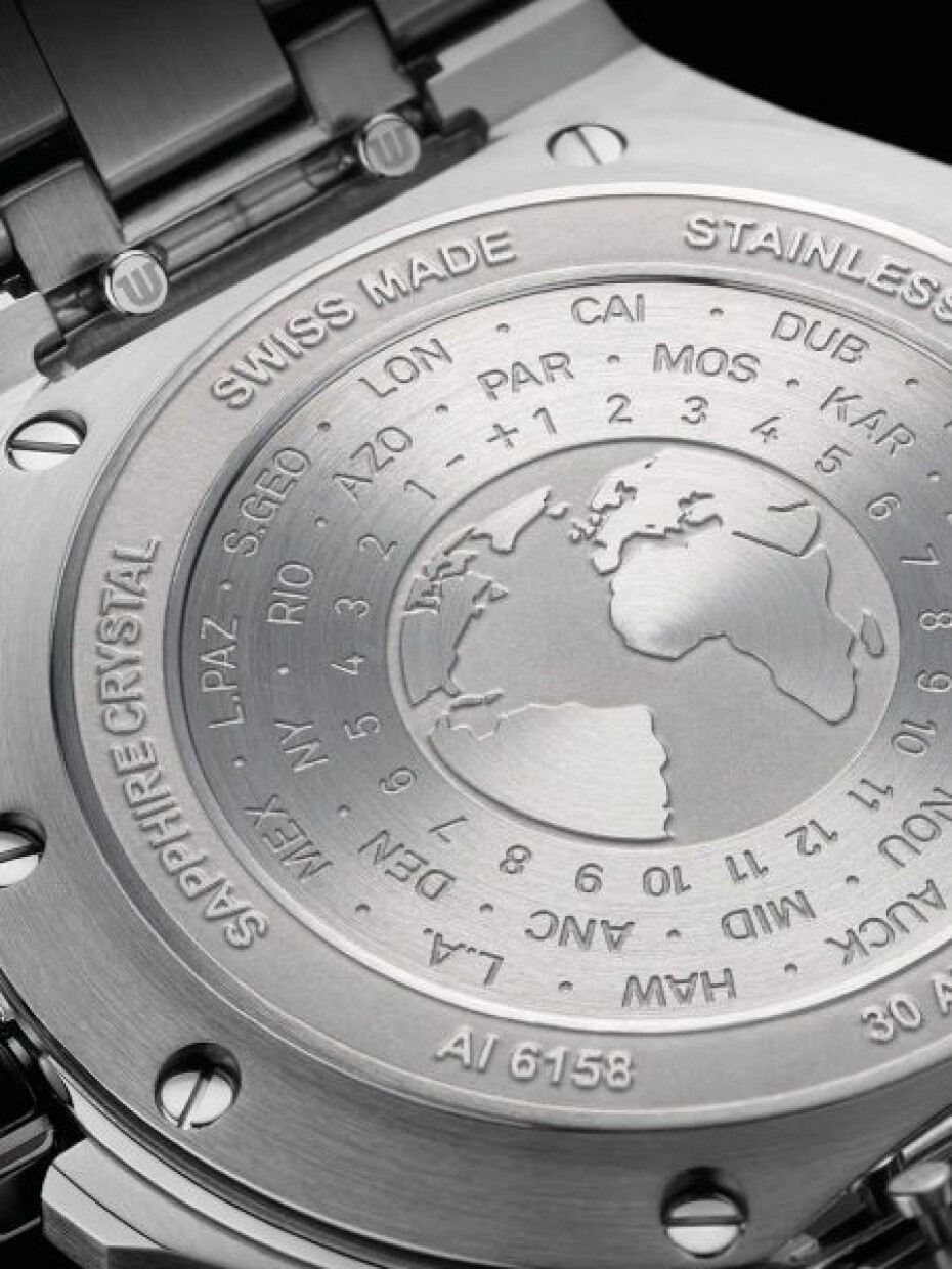 Maurice Lacroix Aikon Venturer GMT AI6158-SS00F-330-A - main (3)