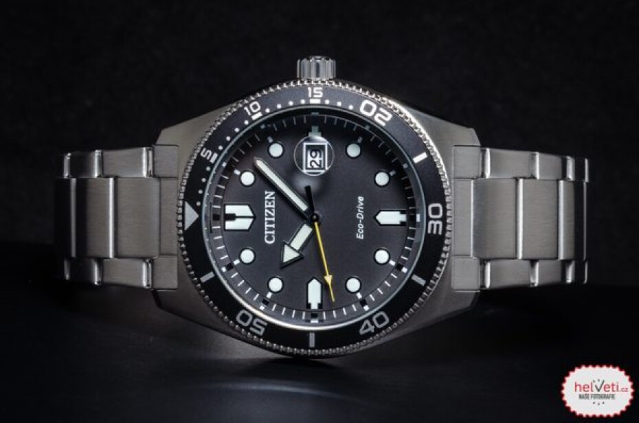Citizen Eco-Drive Sports AW1760-81E - main (1)