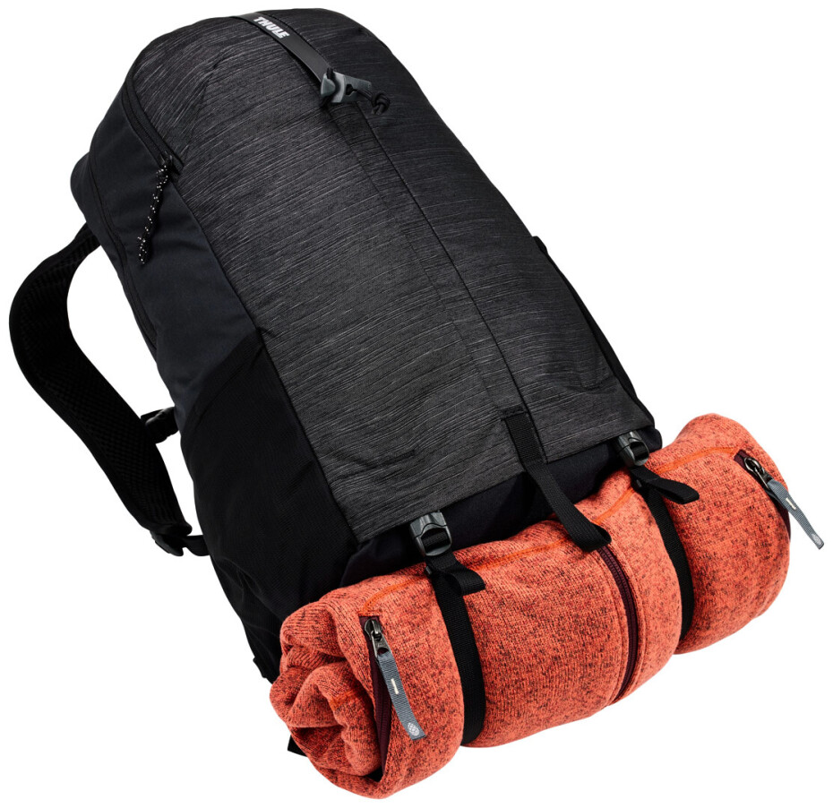 Batoh Thule Nanum Backpack 18L Black - main (8)