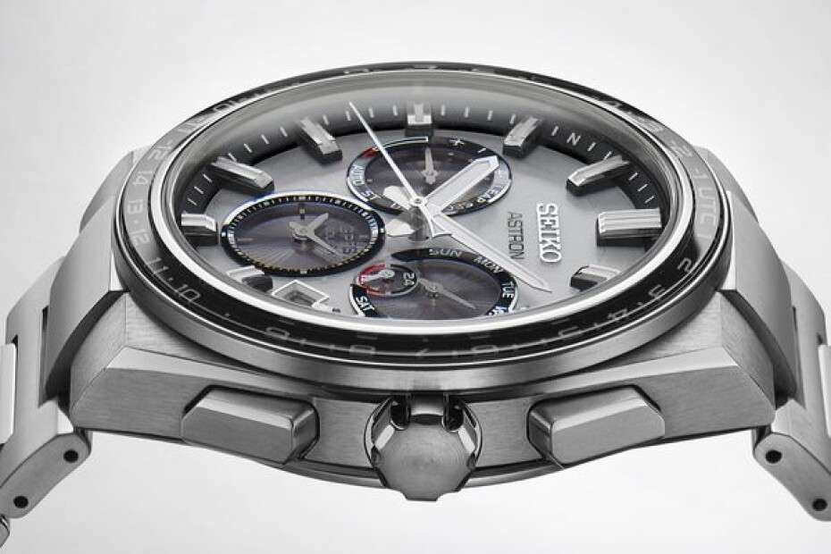 Seiko Astron SSH107J1 - main (10)