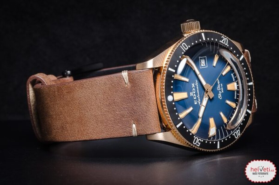 EDOX Skydiver Date Automatic 80126-BRN-BUIDR Limited Edition - main (3)