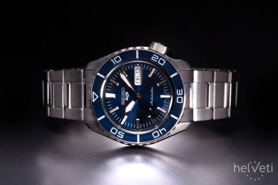 Seiko 5 SKX Series SRPK97K1 - main (1)