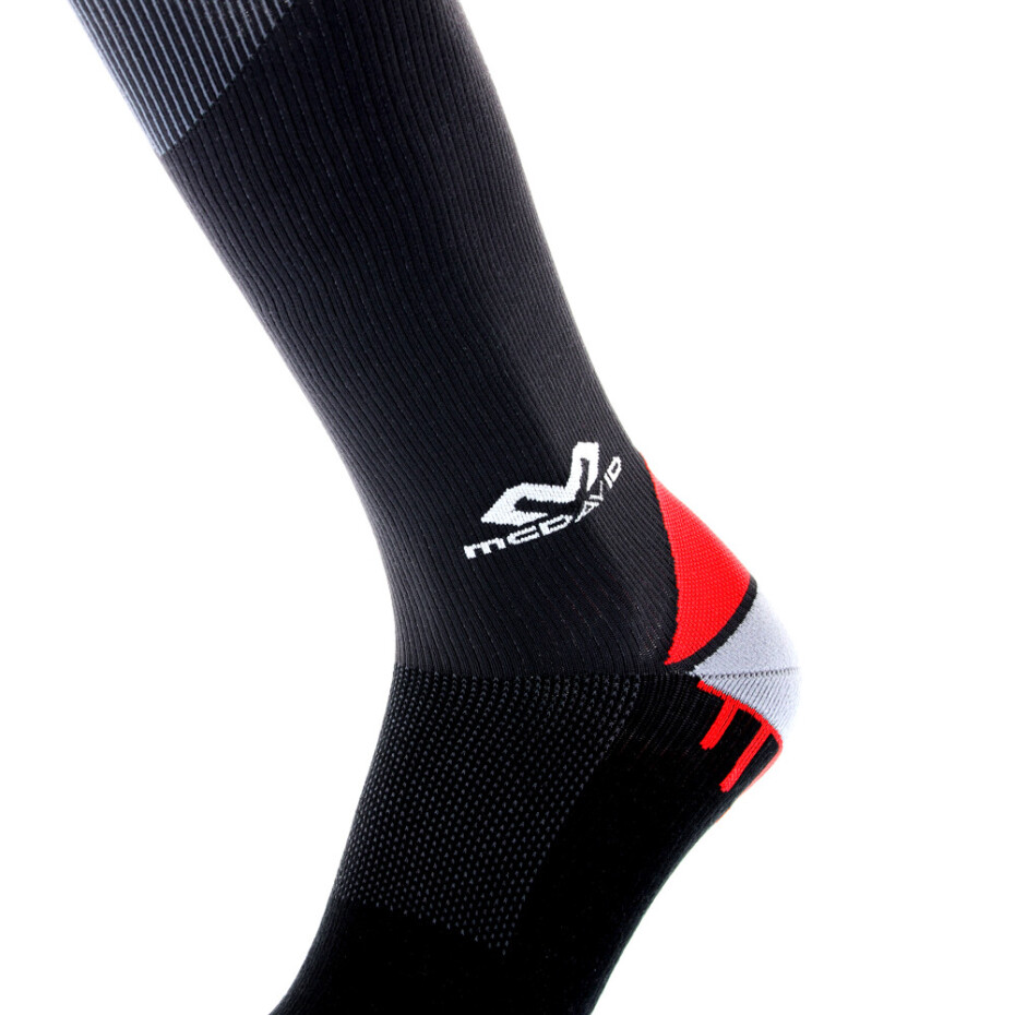 Pánské kompresní ponožky McDavid  Elite Active Compression Socks 8842 Black/Scarlet  L - main (4)