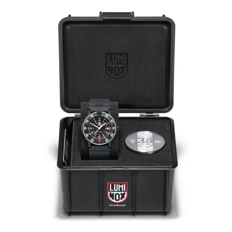 Luminox Navy SEAL Original Heritage Dive Watch XS.3001.H.SET - main (15)