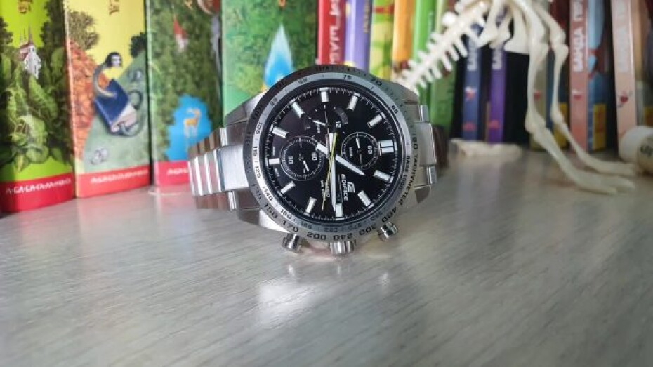 Casio Edifice EFR-574D-1AVUEF - main (13)
