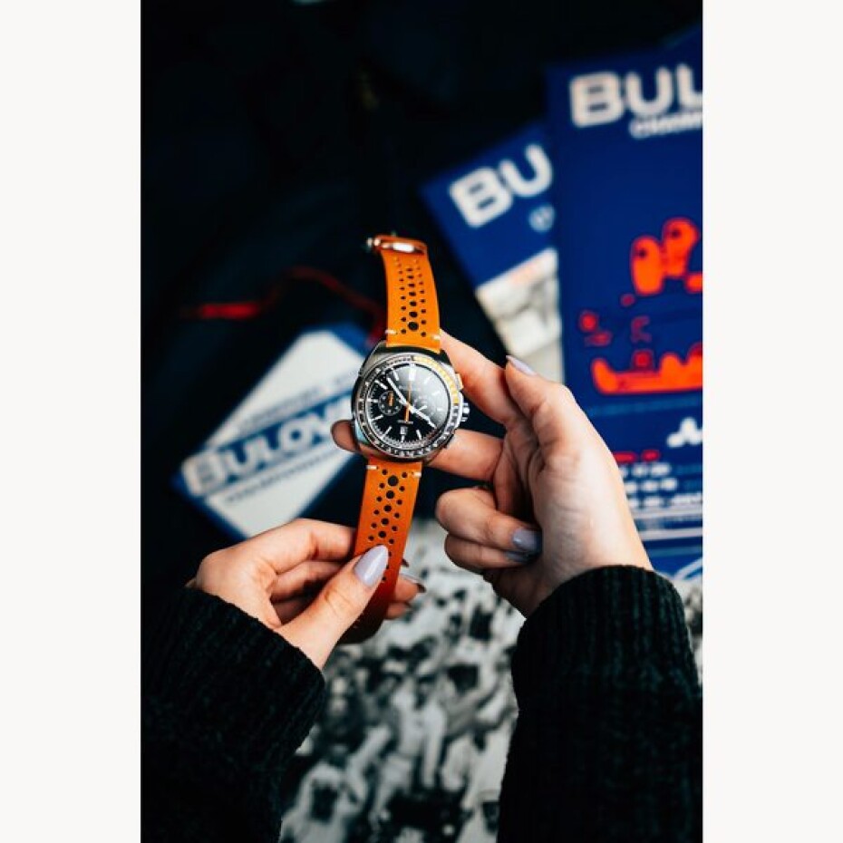 Bulova Racer Chronograph 98B427 - main (5)