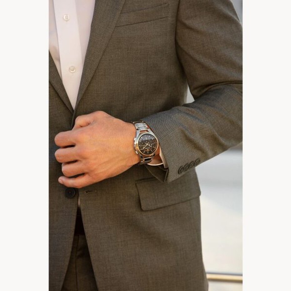 Bulova Curv Classic Chronoghraph 98A301 - main (5)
