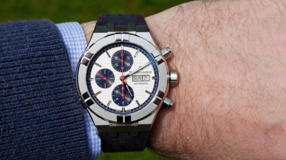 Maurice Lacroix Aikon Automatic Chronograph Special Edition Mahindra Racing AI6038-SS001-133-4 - main (4)