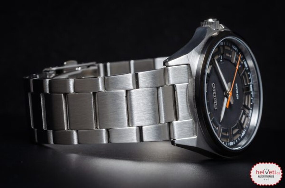 Seiko Quartz SUR507P1 - main (3)