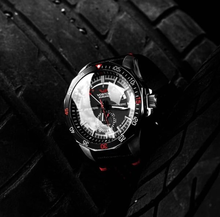 Vostok Europe N-1 Rocket Automatic Power Reserve NE57-225A563 - Ocelový řemínek  - main (6)