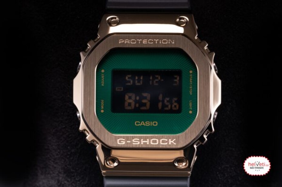Casio G-Shock GM-5600CL-3ER Emerald Gold - main (6)