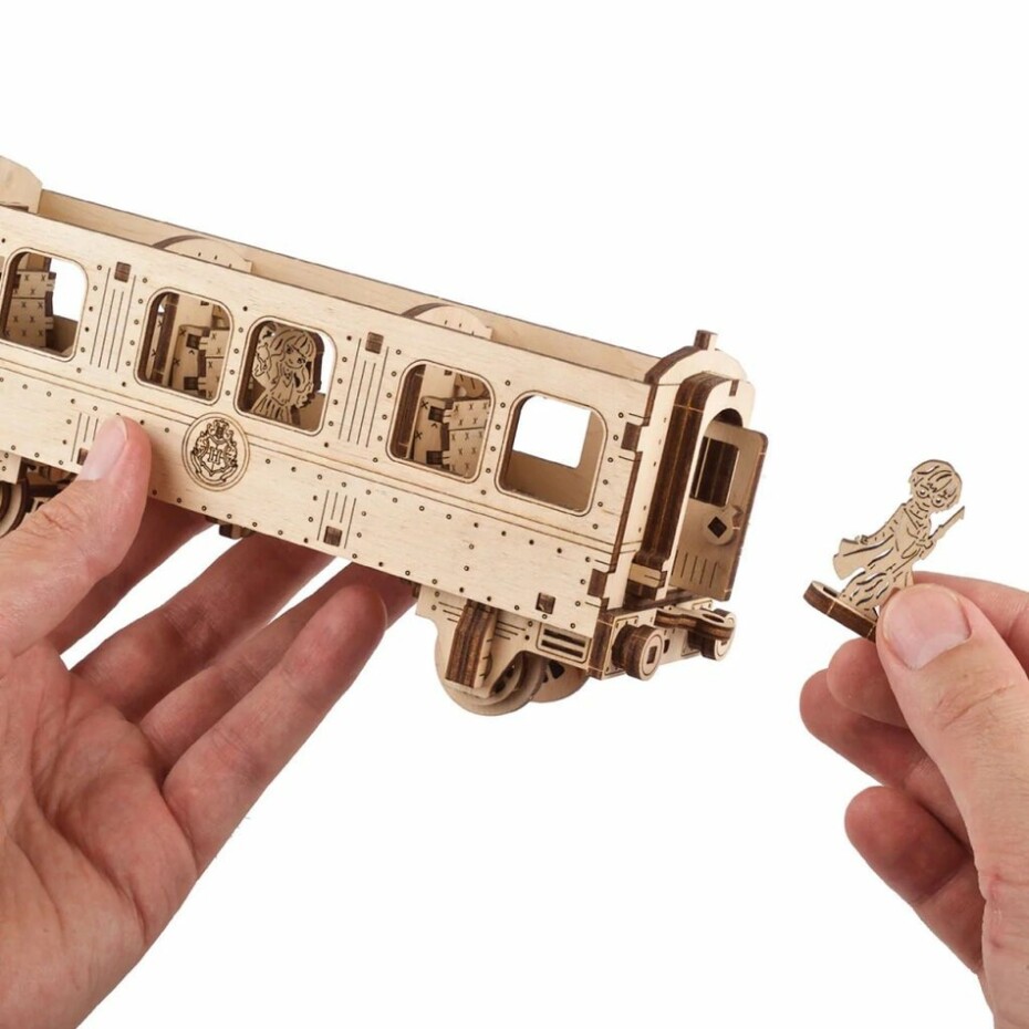 Ugears 3D dřevěné mechanické puzzle Harry Potter Bradavický expres - main (11)