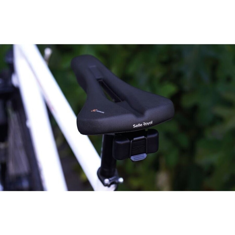 Sedlo Selle Royal  Vaia Moderate - main (4)