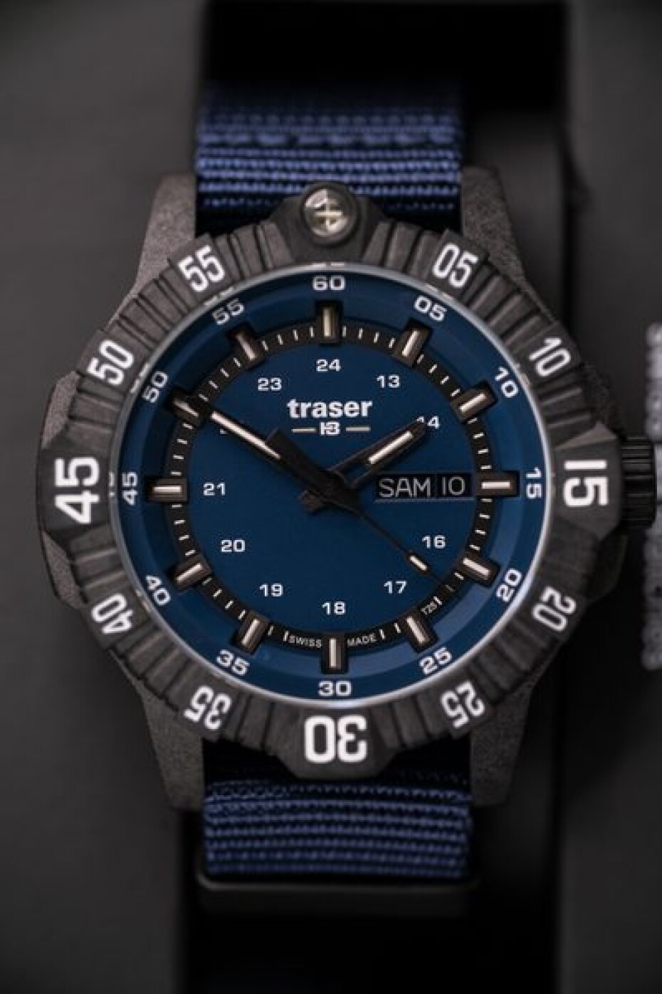 Traser P99 Q Tactical Blue Nato - main (37)