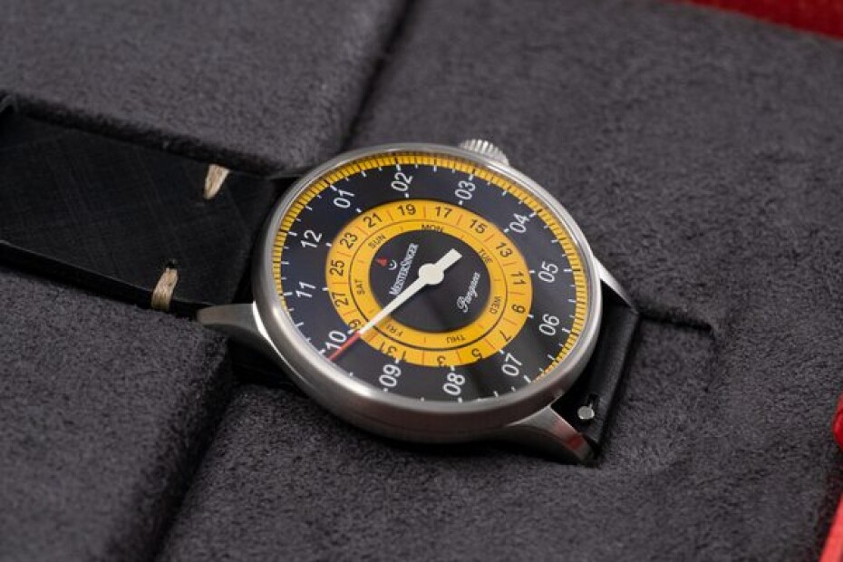 MeisterSinger Pangaea Day Date S-PDD9Z25 - Žlutý kožený řemínek - main (20)