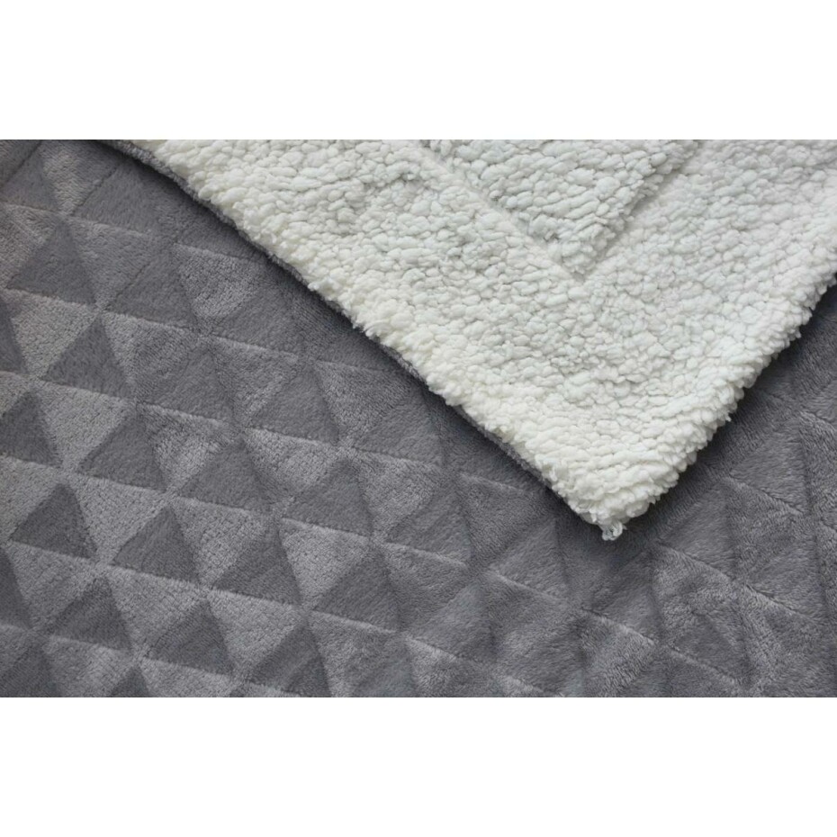 Jerry Fabrics Deka beránková Triangle světle šedá,  150 x 200 cm - main (1)