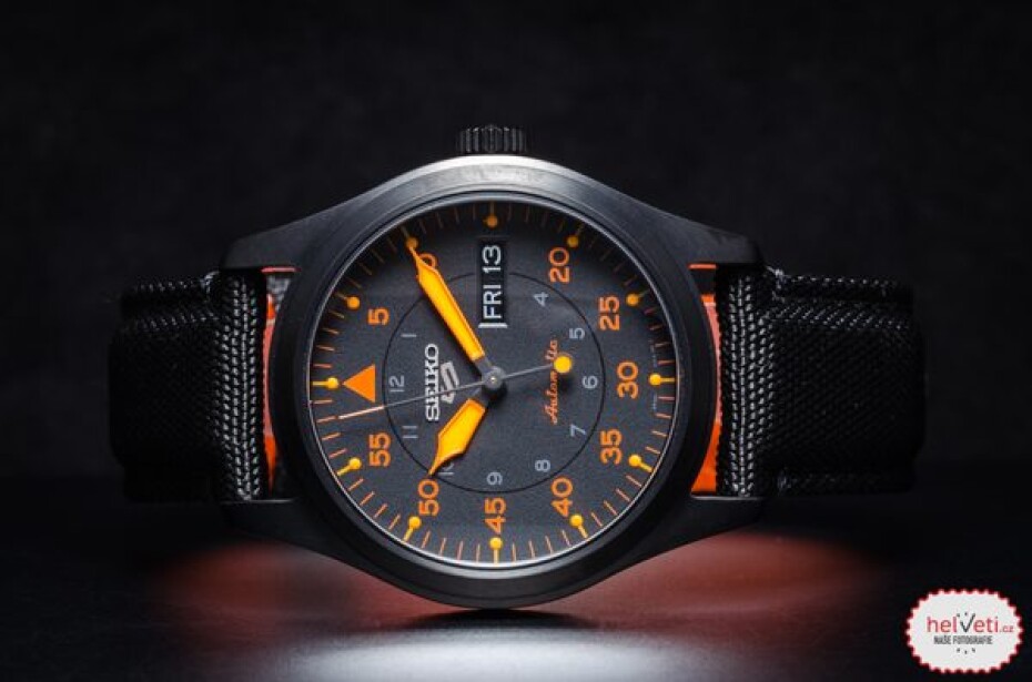 Seiko 5 Sports Automatic SRPH33K1 - main (1)