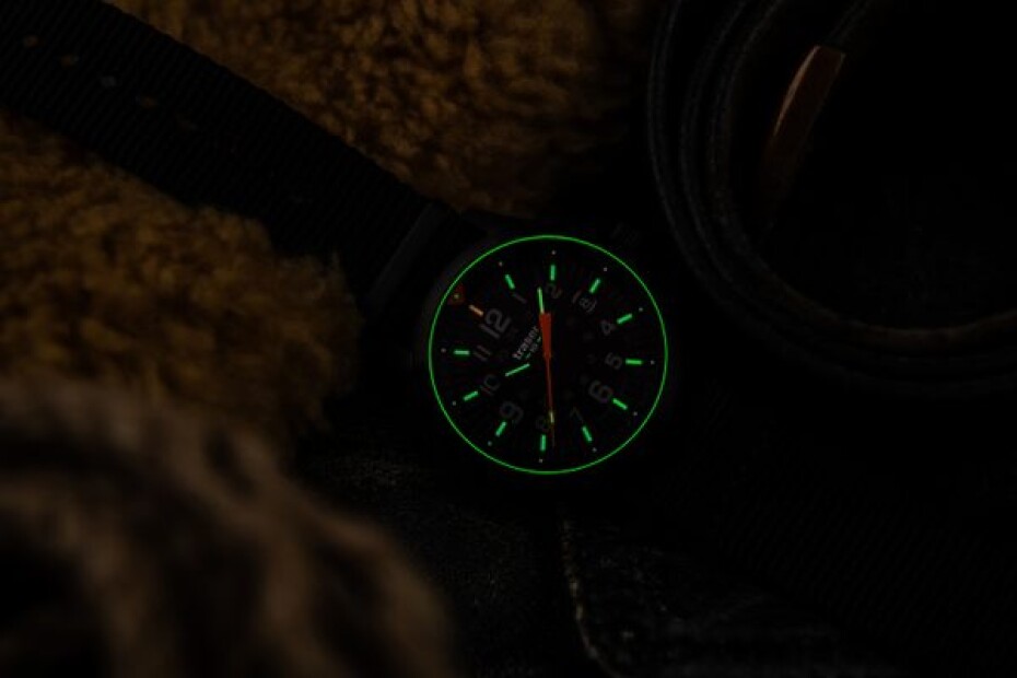 Traser P67 Officer Pro Black Nato - main (5)
