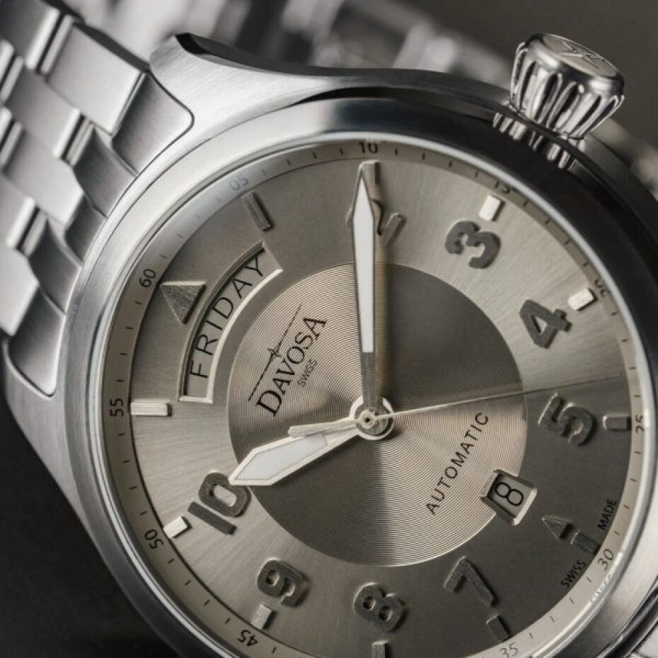 Davosa Newton Pilot Day-Date Automatic 161.585.10 - main (2)