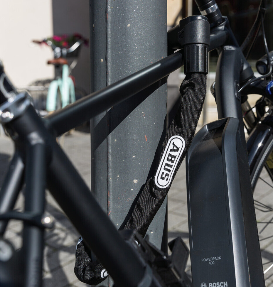 Zámek na kolo Abus  1010/85 black City Chain - main (1)