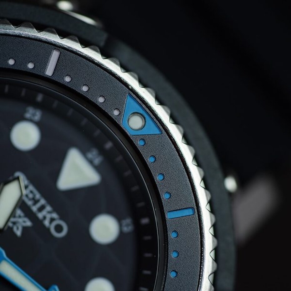 Seiko Prospex SNJ035P1 Arnie PADI Special Edition - main (2)