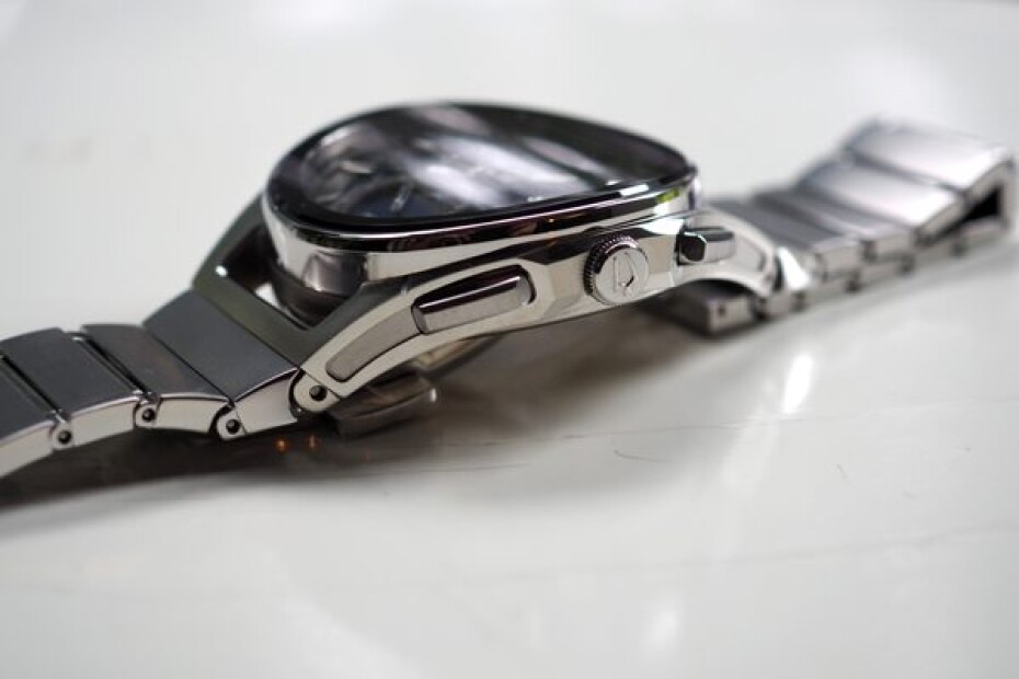 Bulova Curv Progressive Sport Chronograph 96A205 - main (23)
