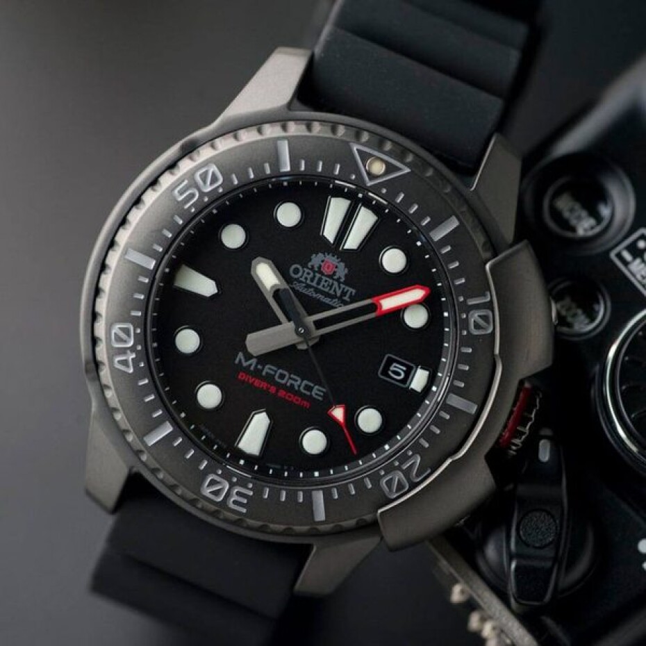 Orient Sports M-Force RA-AC0L03B - main (1)
