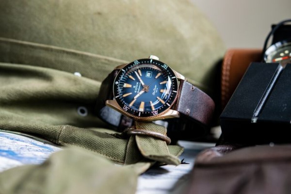 EDOX Skydiver Date Automatic 80126-BRN-BUIDR Limited Edition - main (20)