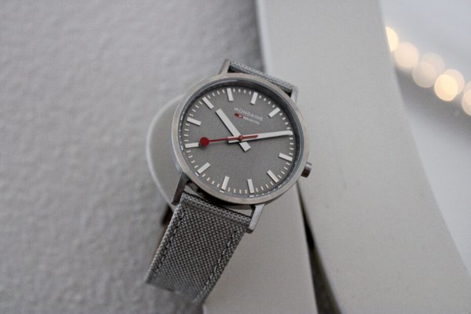 Mondaine Classic A660.30314.80SBH - main (17)
