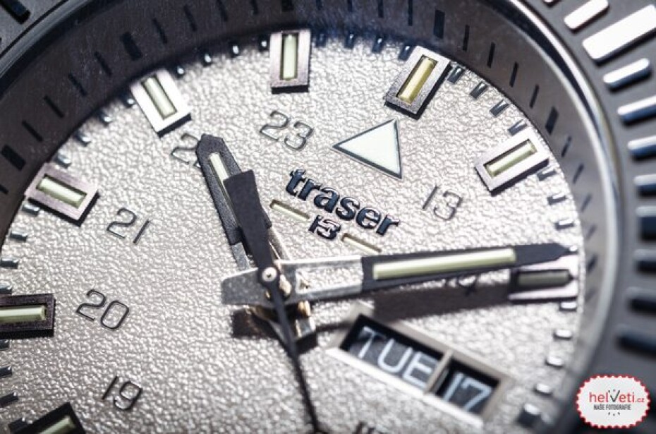 Traser P69 Black Stealth Sand Nato - main (5)