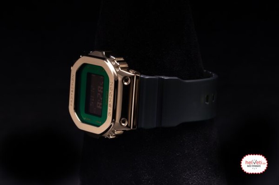 Casio G-Shock GM-5600CL-3ER Emerald Gold - main (2)