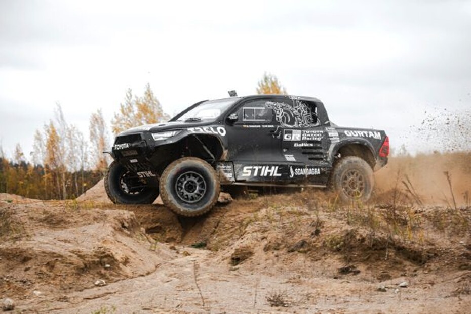 Vostok Europe Limitovaná edice Benediktas Vanagas Dakar VK67-650J740 - main (19)