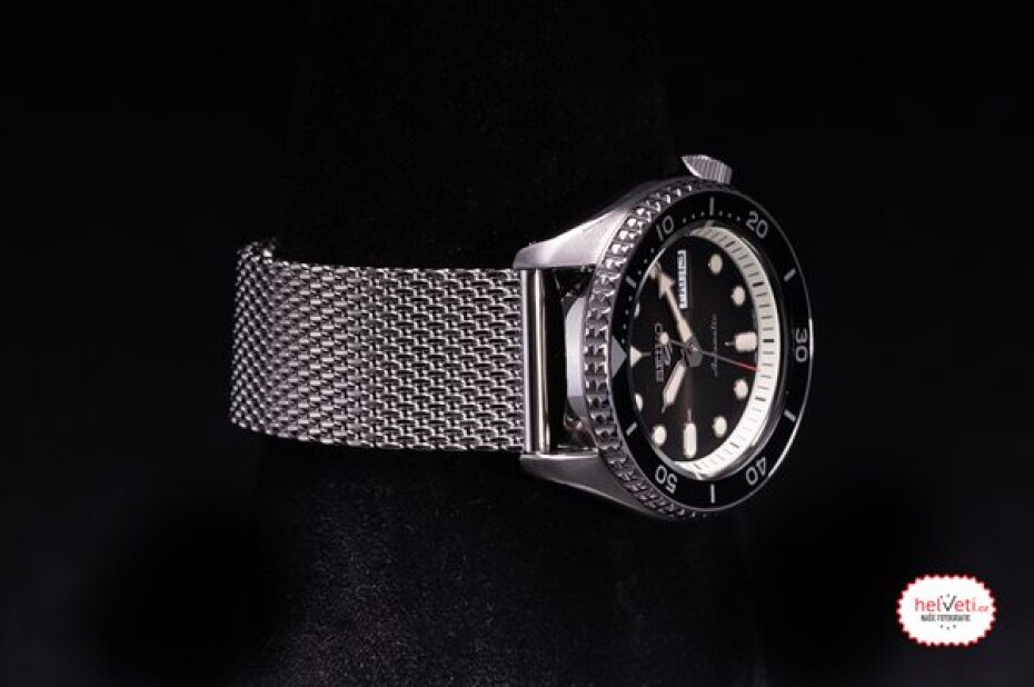 Seiko 5 Sports SRPD73K1 - main (3)