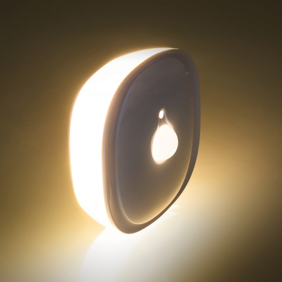 Retlux RNL 105 Noční LED světlo s PIR senzorem, 20 lm - main (1)
