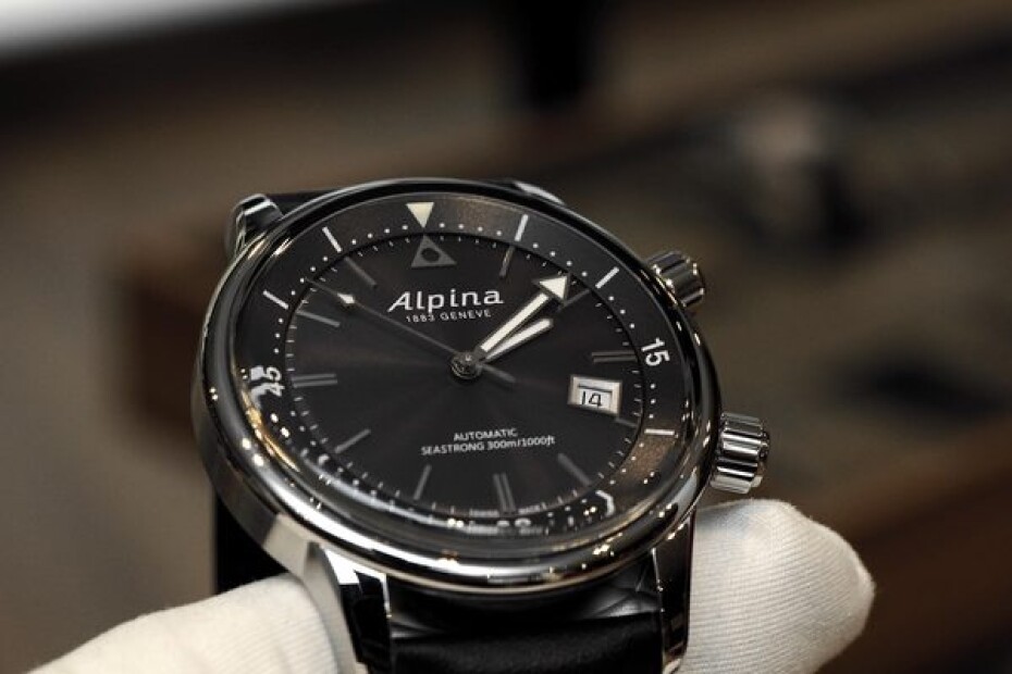 Alpina Seastrong Diver 300 Heritage Automatic AL-525G4H6 - main (5)