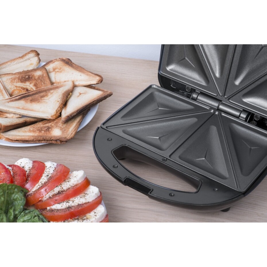 SV3030 Sendvičovač v nerezovém designu trojúhelník 700 W - main (3)
