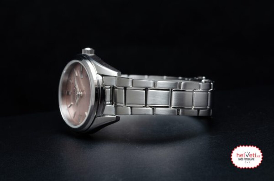 Seiko Quartz SUR529P1 - main (2)