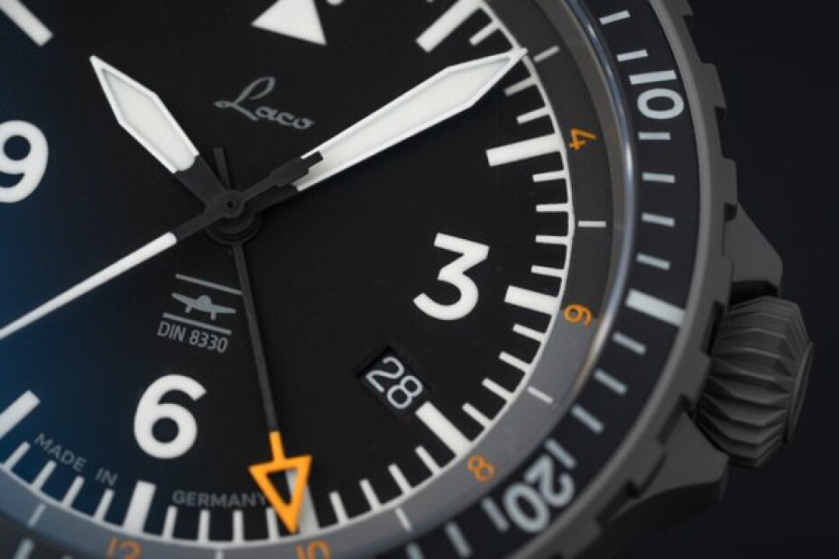 Laco Hamburg GMT DIN 8330 - main (1)