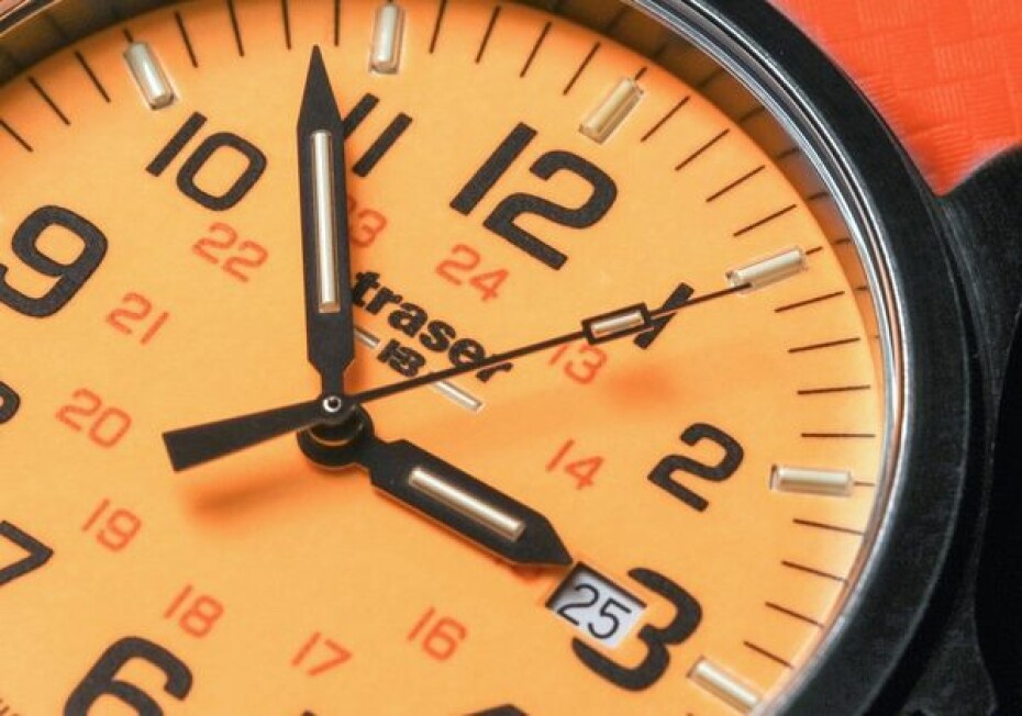Traser P67 Officer Pro GunMetal Orange Silikon - main (9)