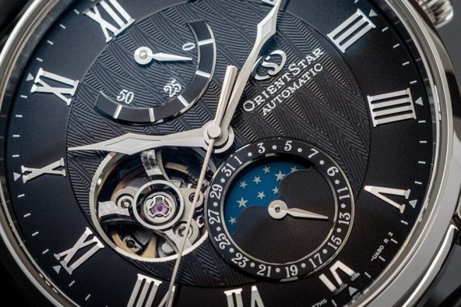Orient Star RE-AY0107N Classic Moon Phase - main (1)