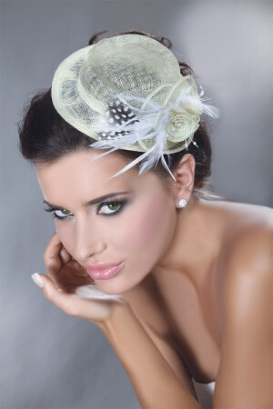 Product detail of LivCo Corsetti Fashion Mini Top Hat Model 30 Creme OS