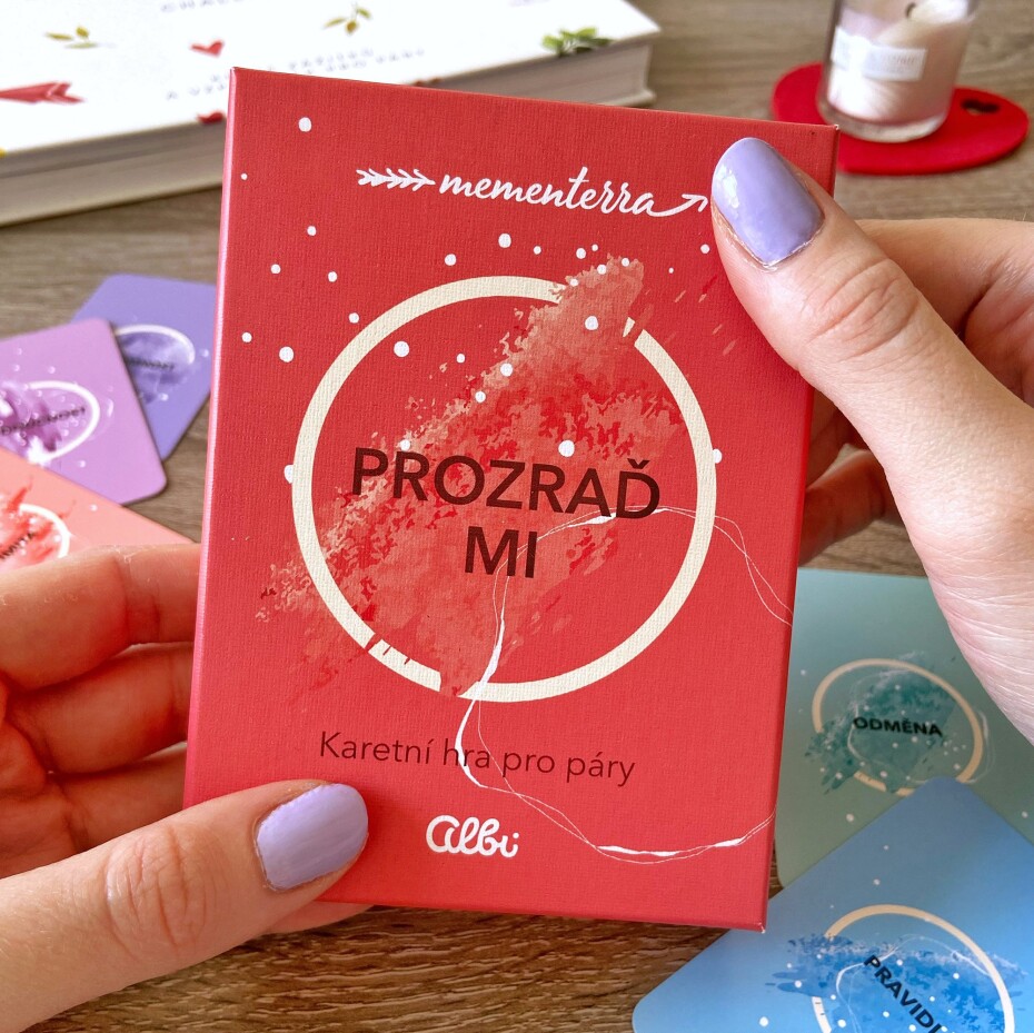 Prozraď mi - karetní hra - Albi - main (0)